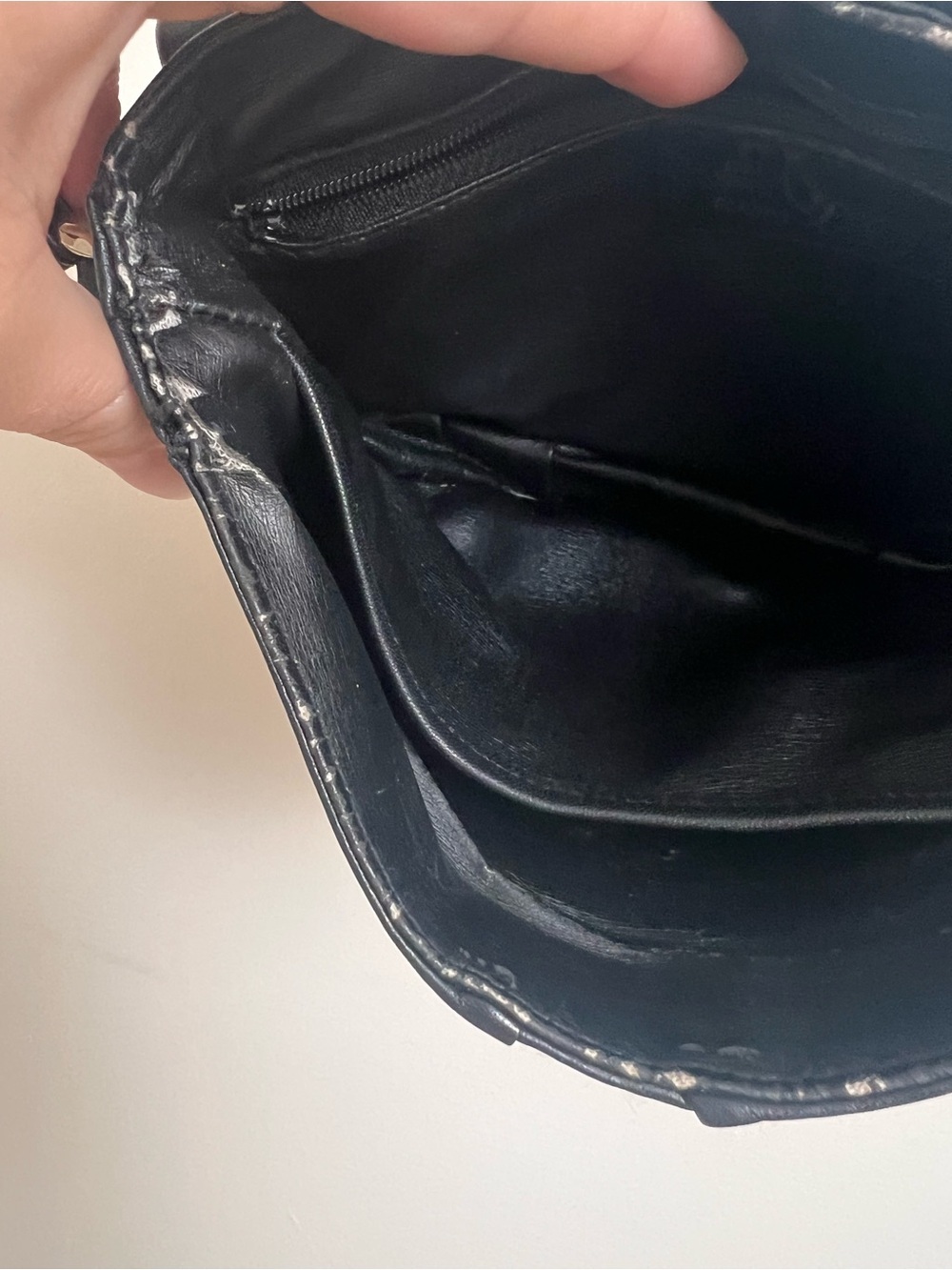 Vintage Genuine Leather Black Saddle Crossbody Bag Y2K Minimalist Purse - Picture 9 of 13